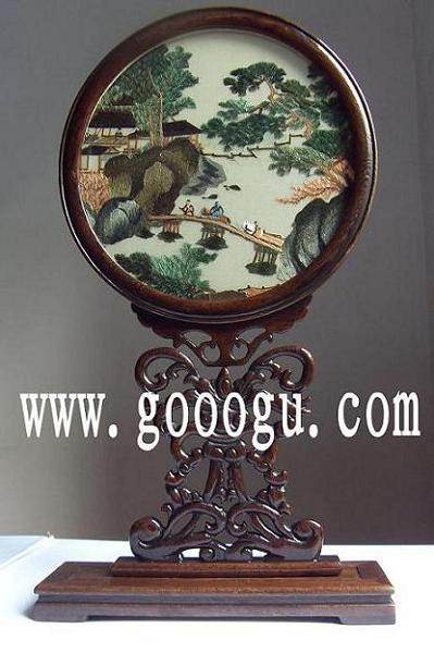 風(fēng)景刺繡臺(tái)屏 蘇繡工藝品 中國刺繡